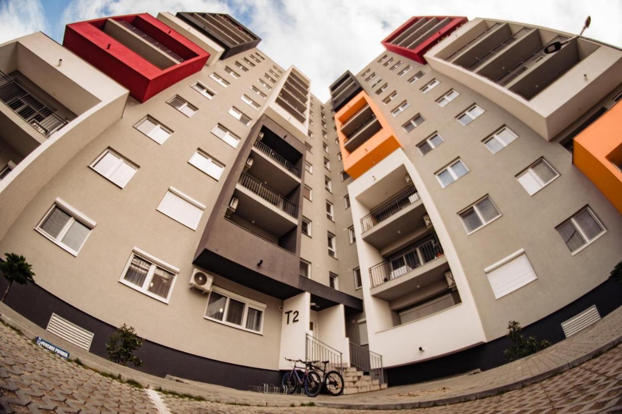 Apartment Gabriela'S Home Oradea Exterior photo