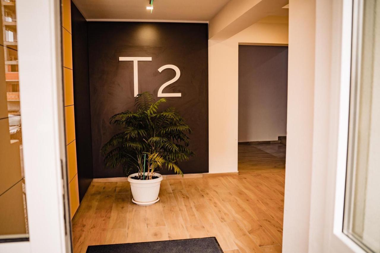 Apartment Gabriela'S Home Oradea Exterior photo